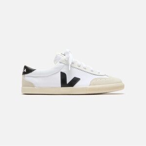 VEJA WOMEN'S VOLLEY WHITE/BLACK SIZE 8